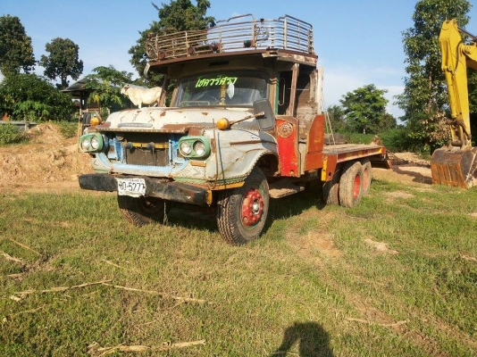 ขายรถสิบล้อหน้ายาว รหัสเครื่อง 6BD1  165 แรง หางขึ้นแม็คโคร  มีเล่มทะเบียนพร้อม