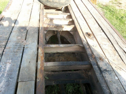 ขายรถสิบล้อหน้ายาว รหัสเครื่อง 6BD1  165 แรง หางขึ้นแม็คโคร  มีเล่มทะเบียนพร้อม