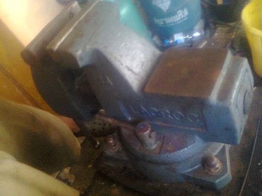 ขายปากกาพร้อมโต๊ะเหล็กและมอเตอร์หินไฟ