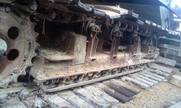 ขายรถเกี่ยวข้าวเกษตรพัฒนา เครื่อง 6BF-185 แรง อุ้ม 2 ตัน โซ่ใหม่ 44 ข้อ รถใช้งานอยู่