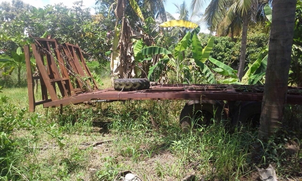 ขายรถเกี่ยวข้าวเกษตรพัฒนา เครื่อง 6BF-185 แรง อุ้ม 2 ตัน โซ่ใหม่ 44 ข้อ รถใช้งานอยู่