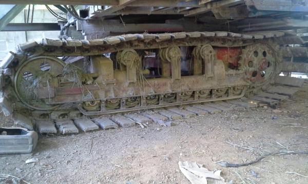 ขายรถเกี่ยวข้าวเกษตรพัฒนา เครื่อง 6BF-185 แรง อุ้ม 2 ตัน โซ่ใหม่ 44 ข้อ รถใช้งานอยู่