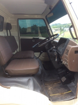 HINO 6ล้อ KM779 ยาว 5.4 ม. เครื่อง 117 แรง เครื่องดี ครัทซีสวย หัวเดิม ขาย 370,000 บาท