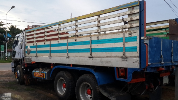 ขายด่วนHINOFM2KNLD260สองเพลาดั้มมีลำโพงลากลูกสภาพสวยสุดๆโทร0843923995