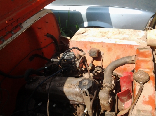 JEEP เปลือยหลังคาตากลม เครื่องอิซูซุ รถสวยครับ ทะเบียนไม่มีนะครับพี่น้อง JEEP เปลือยหลังคาตากลม เครื่องอิซูซุ รถสวยครับ ทะเบียนไม่มีนะครับพี่น้อง