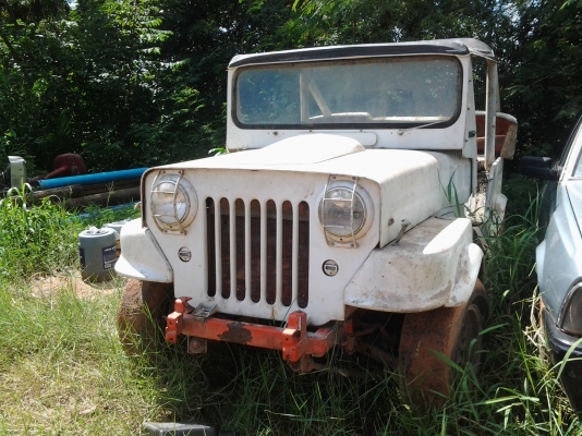 JEEP เปลือยหลังคาตากลม เครื่องอิซูซุ รถสวยครับ ทะเบียนไม่มีนะครับพี่น้อง JEEP เปลือยหลังคาตากลม เครื่องอิซูซุ รถสวยครับ ทะเบียนไม่มีนะครับพี่น้อง