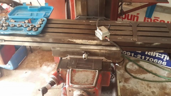 ขายครับขายมิลลิ่ง เบอร์ 3 พิเศษ ระยะทำงานเท่า เบอร์ 4 เครื่องแน่น สภาพใช้งานอยู่ อุปกรณ์ครบ ยกชุด ตามรูป แปลงเป็นไฟบ้านให้แล้ว ขอ 65000 บาท เอกปทุม0814583376