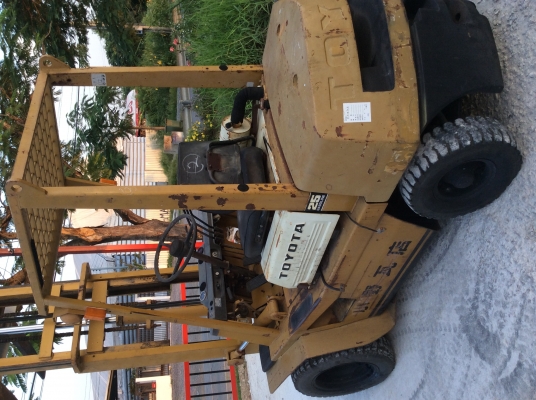 ขาย forklift Toyota รุ่น 3FG25-1 ขนาด 2.5 ตัน งากระดก ราคา 220000