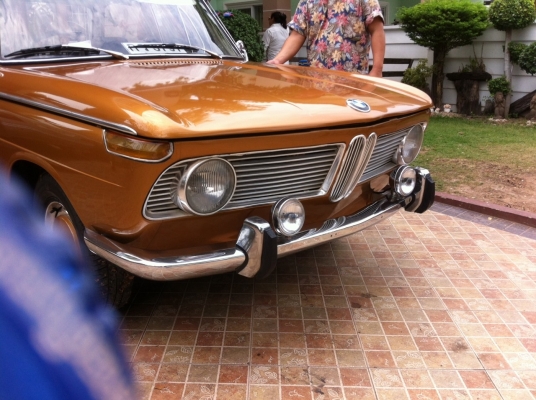 ขายรถคลาสสิค BMW 2002 รถสวย ทะเบียน พร้อมโอน