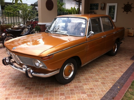 ขายรถคลาสสิค BMW 2002 รถสวย ทะเบียน พร้อมโอน