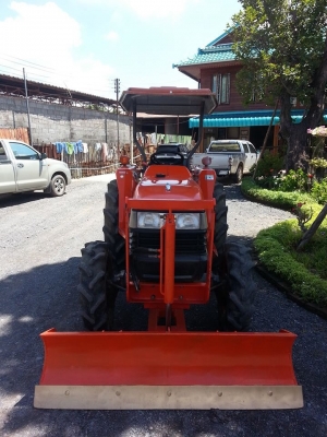 คูโบต้า L3408 4 WD 2 เพลาพร้อมใบมีดดันหน้า สภาพดีมากพร้อมใช้งาน