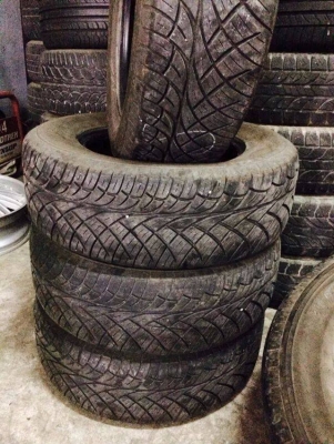 ขายยาง NITTO NT420 265-50-20 ปี11 ดอกหนา เนื้อนิ่ม ไม่กินข้าง ชุดละ 10,900 บาท