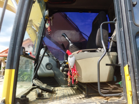 ขายรถแบคโฮPC200-8เปลียนเครืองใหม่ทํางาน1000ชั้วโมง