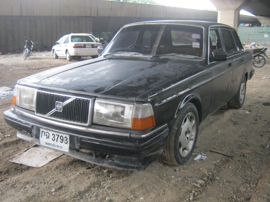 ขายวอลโว่ เครื่องโตโยต้า1เจ เกียร์ออโต ติดแกสLPG33000