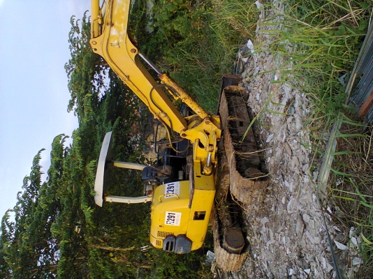 รับขุดดิน ดินลูกรัง ถมที่ รื้อป่า รื้อท่อ ฝังท่อ ปรับพื้นที่ กดเข็มและให้เช่ารถแบคโฮ ไปทุก จ. ราคา /ชม 500 บ.รายวัน/4000