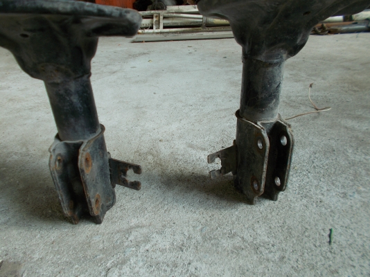 ขายโช๊คหน้า มาสด้า323 ตัว5ประตู