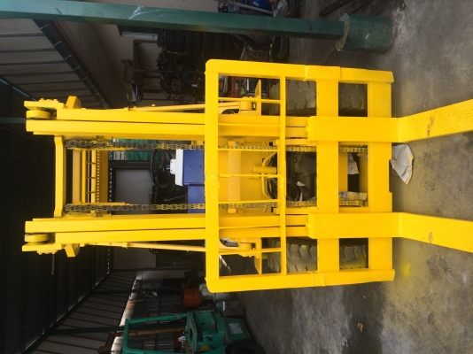 ขายรถยก 3.5 ตัน ดีเซล Komatsu FD35-5 เกียร์ ออโต้ เครื่องดีมากๆ รถเดิมๆ 255,000 จะเด็ด 094-4267888