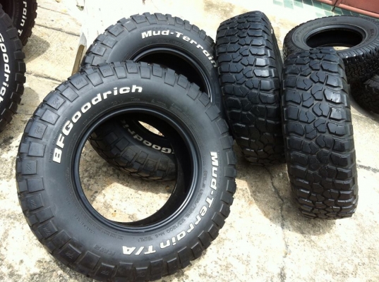 ขายยาง BF Goodrich Mud-Terrain KM2 265 75 r16 ปี12 ขายยาง BF Goodrich Mud-Terrain KM2 265 75 r16 ปี12