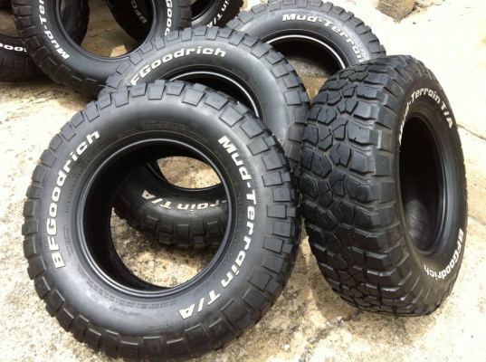 ขายยาง BF Goodrich Mud-Terrain KM2 265 75 r16 ปี12 ขายยาง BF Goodrich Mud-Terrain KM2 265 75 r16 ปี12