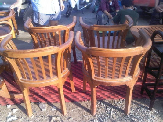 ชุดโต๊ะไม้ สวยๆ