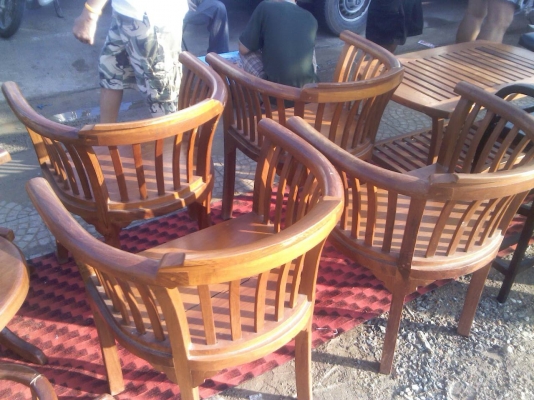 ชุดโต๊ะไม้ สวยๆ