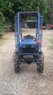 ขายครับ KUBOTA B6000 เครื่องดี เกียร์ดี พร้อมตัวชักร่อง ครับ ขายครับ KUBOTA B6000 เครื่องดี เกียร์ดี พร้อมตัวชักร่อง ครับ