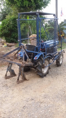 ขายครับ KUBOTA B6000 เครื่องดี เกียร์ดี พร้อมตัวชักร่อง ครับ ขายครับ KUBOTA B6000 เครื่องดี เกียร์ดี พร้อมตัวชักร่อง ครับ