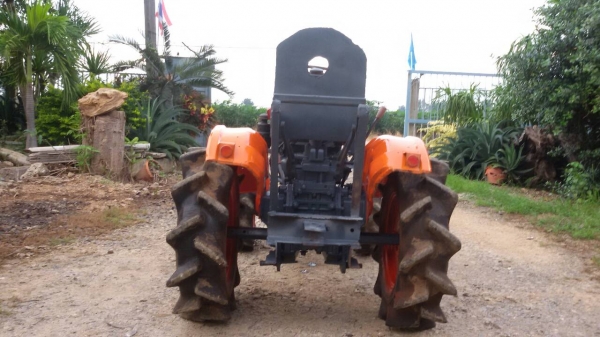 ขายครับ KUBOTA B6000 เครื่องดี เกียร์ดี พร้อมโรตารี่ ครับ ขายครับ KUBOTA B6000 เครื่องดี เกียร์ดี พร้อมโรตารี่ ครับ