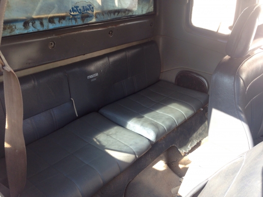 ลดราคาไปเลยขายรถรับส่งนักเรียนม้าสด้ามังกรรถพร้อมใช้ถูกๆ