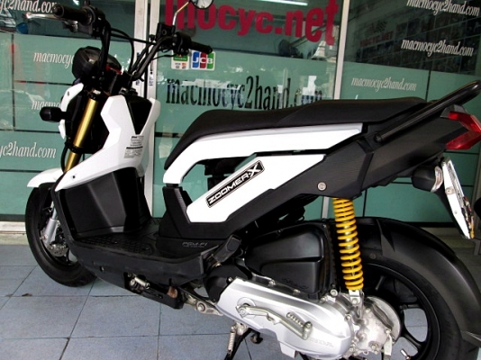 ZOOMER สีขาว สวยสะอาด เป็นที่นิยม รถเดือน สค. ปี 56 ไมล์ 3785 โล  สภาพสวยๆ แถม 2 รายการ 39900