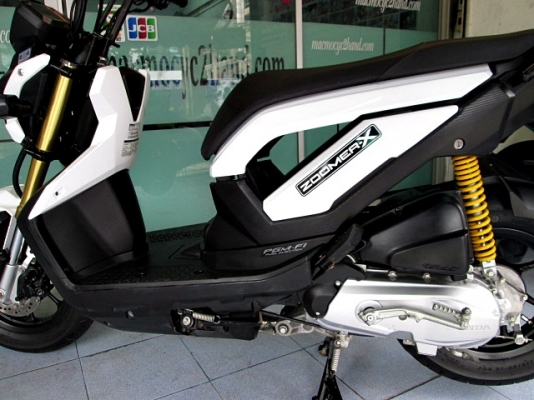 ZOOMER สีขาว สวยสะอาด เป็นที่นิยม รถเดือน สค. ปี 56 ไมล์ 3785 โล  สภาพสวยๆ แถม 2 รายการ 39900