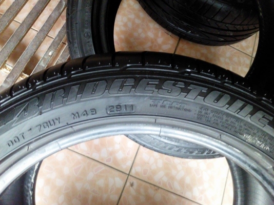 ขายยาง\% 225/45/17 - 255/40/17 บริสโตน รันแฟด ปี11 4,500