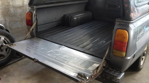 FAMILIA 1.3  CABเล็ก ปี92 บางทั้งคันสีเดิมๆ ช่วงล่าง เครื่องดีมากแอร์หน้าหลัง กระบะรอนสวยมากๆไร้ร่องรอย เอกสารพร้อมโอน ทะเบียนเต็ม