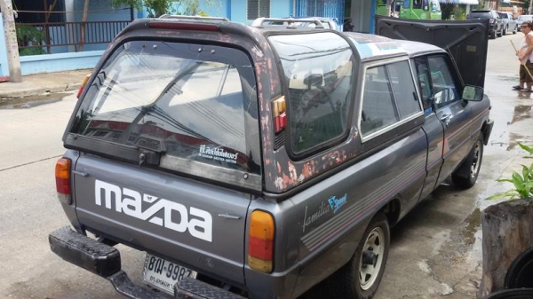 FAMILIA 1.3  CABเล็ก ปี92 บางทั้งคันสีเดิมๆ ช่วงล่าง เครื่องดีมากแอร์หน้าหลัง กระบะรอนสวยมากๆไร้ร่องรอย เอกสารพร้อมโอน ทะเบียนเต็ม