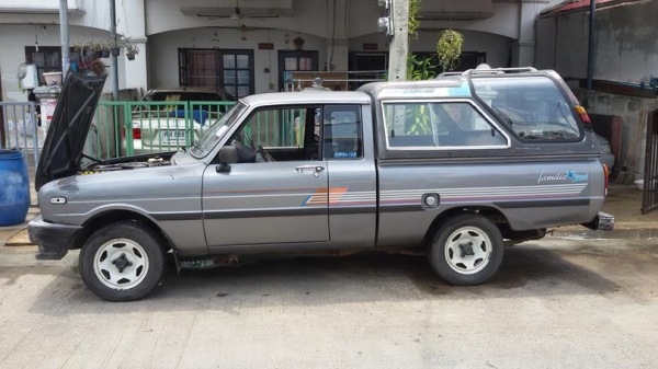 FAMILIA 1.3  CABเล็ก ปี92 บางทั้งคันสีเดิมๆ ช่วงล่าง เครื่องดีมากแอร์หน้าหลัง กระบะรอนสวยมากๆไร้ร่องรอย เอกสารพร้อมโอน ทะเบียนเต็ม