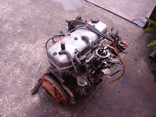 ขายเครื่องยนต์มาสด้าแฟมิเลีย1300สวยๆ