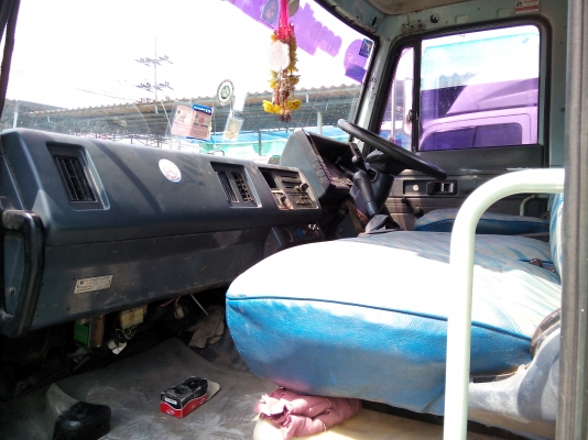 10 ล้อ 1 เพลา *นางฟ้า* ISUZU Super Rocky FVM32MR 195 แรงม้า *ยาว 6.20 ม.* รถสวยเดิม * รถห้างแท้ * มีเล่มพร้อม * 10 ล้อ 1 เพลา *นางฟ้า* ISUZU Super Rocky FVM32MR 195 แรงม้า *ยาว 6.20 ม.* รถสวยเดิม * รถห้างแท้ * มีเล่มพร้อม *