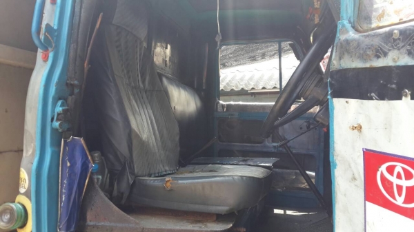 รถหัวยาวดั้ม isuzu เครื่อง 185   เกียร์ J ช่วงล่าง 200 จั้มโบ้ เครื่องดีคันขีสวย