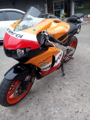 โอ บางนา ขาย cbr 400 ทะเบียนแท้ เอกสารพร้อมโอน เครื่องดี สีสวย แฟริ่งcbr1000 หล่อๆ รถพร้อมใช้งาน ราคา 69000 บาท