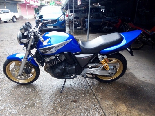 โอ บางนา ขาย cb400 ปี96 ทะเบียนพร้อมโอน รถพร้อมใช้ สีทำมาใหม่ทั้งคัน โซ่เสตอร์ ยางเต็ม ราคา 74000 บาท โอ บางนา ขาย cb400 ปี96 ทะเบียนพร้อมโอน รถพร้อมใช้ สีทำมาใหม่ทั้งคัน โซ่เสตอร์ ยางเต็ม ราคา 74000 บาท
