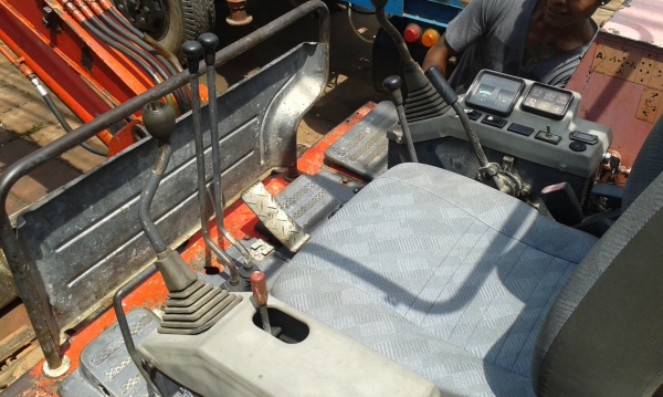 ขายแบคโฮ IHI 30GX เก่าญี่ปุ่น พร้อมอินวอยด์