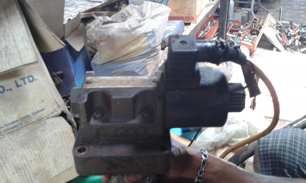 ขายชุดคอนโทรลไฟฟ้า สำหรับหัวเจาะคอนกรีต พร้อมไลน์ครบชุด สภาพสวยเก่าญี่ปุ่น