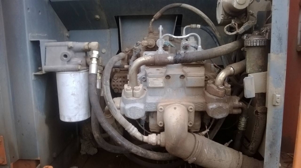 Hitachi zx200 -1 รถห้างปี2554เจ้าของขายเองล้านสี่แสนหน้าหมื่น 1.45ล้านพร้อมเล่ม