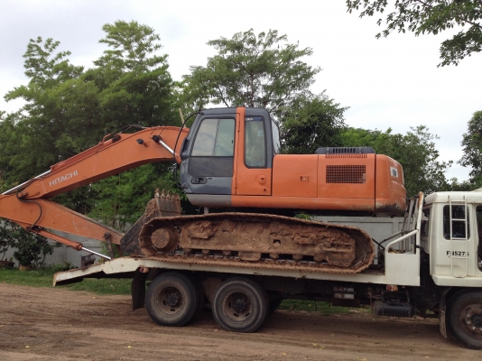Hitachi zx200 -1 รถห้างปี2554เจ้าของขายเองล้านสี่แสนหน้าหมื่น 1.45ล้านพร้อมเล่ม