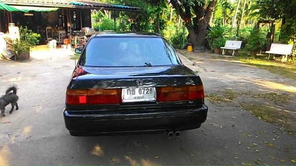 ขายรถเก๋ง HONDA ACCORD 2.0 EXi ตาเพชร รถสวย ราคาถูก (ขายแล้วนะครับ) ขายรถเก๋ง HONDA ACCORD 2.0 EXi ตาเพชร รถสวย ราคาถูก (ขายแล้วนะครับ)