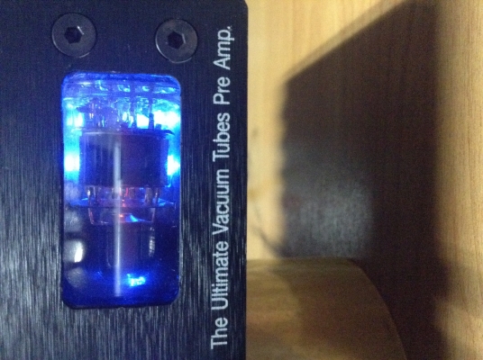 ขายปรีแอมป์หลอดยี่ห้อTUBE DIMENSION ไม่เคยเปิดฝา