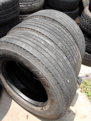 ยาง 6 ล้อ 4 ล้อกลาง  215/75R17.5 MAXXIS UR275   16 PR  มี 3 เส้น ( ปี 4310 ) TEL.081-4273941