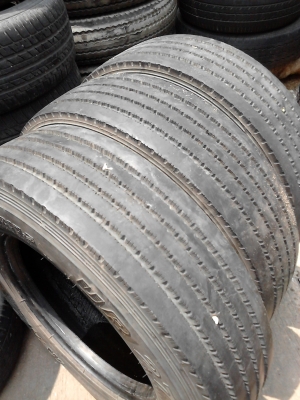 ยาง 6 ล้อ 4 ล้อกลาง  215/75R17.5 MAXXIS UR275   16 PR  มี 3 เส้น ( ปี 4310 ) TEL.081-4273941
