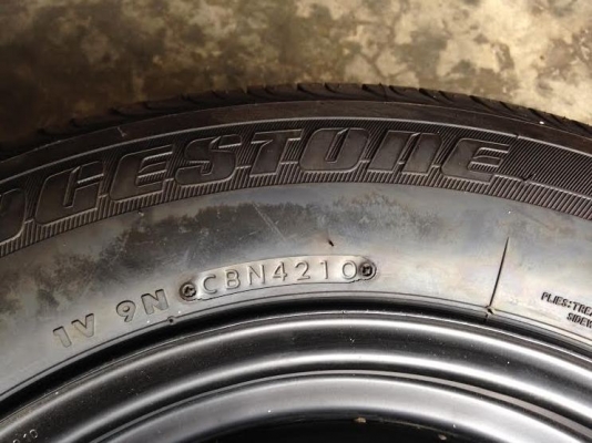 ยางอะไหล่ 195 65 15 สภาพไม่เคยลงพื้นเลยสักครั้ง