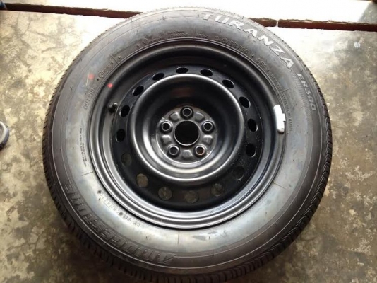 ยางอะไหล่ 195 65 15 สภาพไม่เคยลงพื้นเลยสักครั้ง